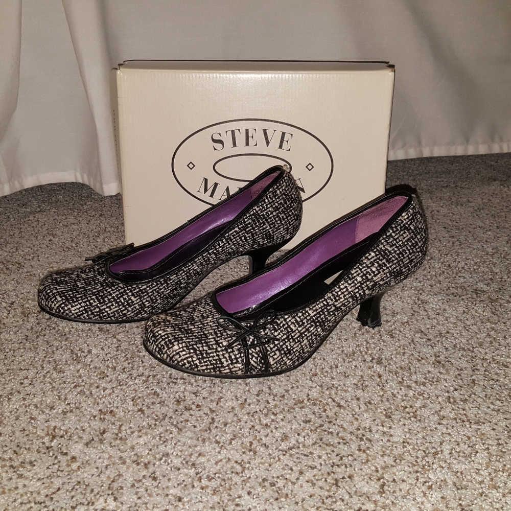 Steve Madden kitten heels